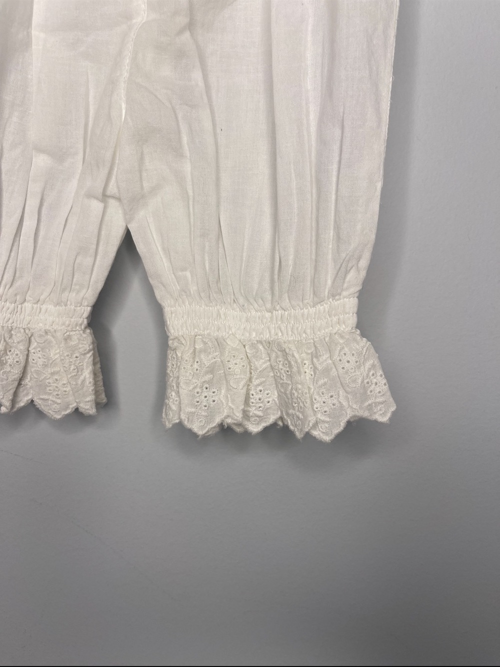 Brand new April Cornell Cream Lace-Trim Infant Romper 6 months outfit - Picture 4 of 5